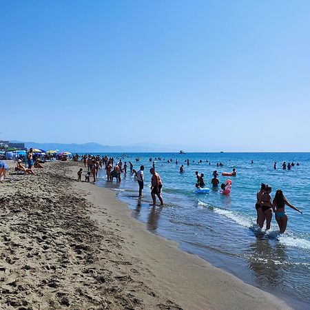 Apartamento 150 Metros De La Playa 토레몰리노스 외부 사진