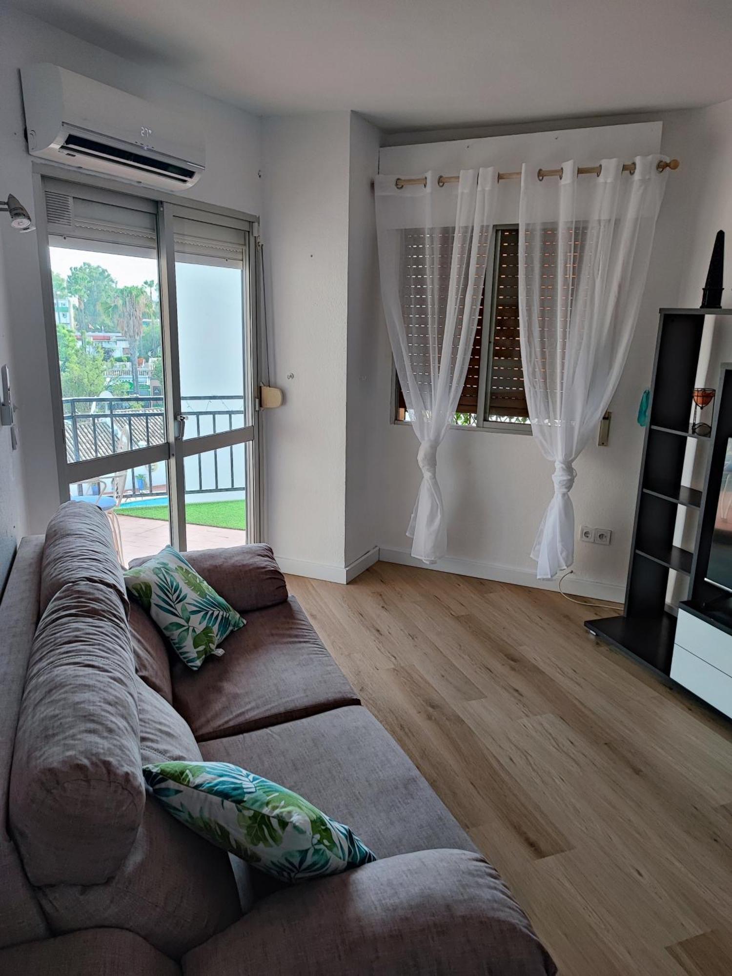 Apartamento 150 Metros De La Playa 토레몰리노스 외부 사진